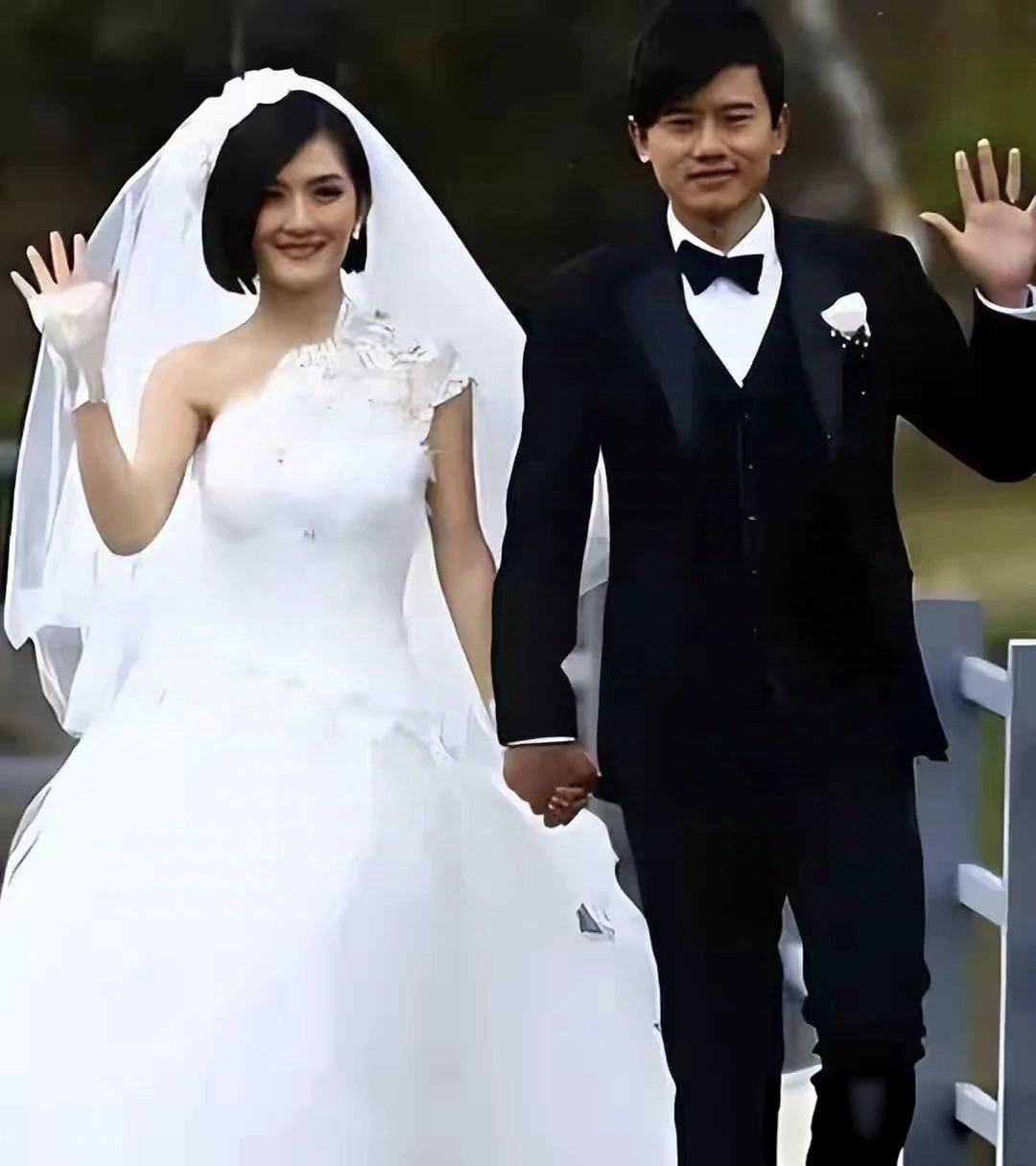 风水轮流转,张杰与谢娜的14年婚姻,用幸福打破了人们对姐弟恋的固有