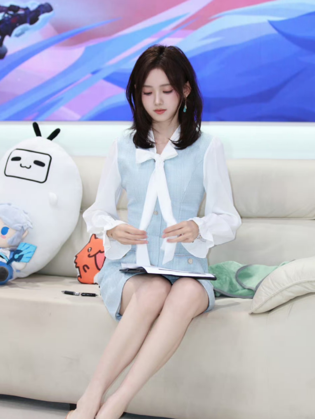 虎牙小酒窝 超快语速=又萌又a的解说女神