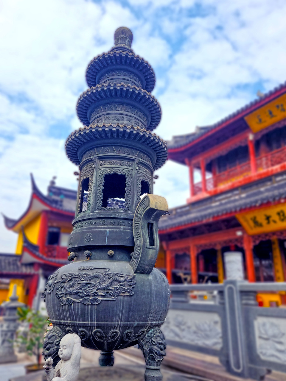 【淀山湖畔的报国寺与关王庙】青浦报国寺,位于上海市青浦区朱家角镇