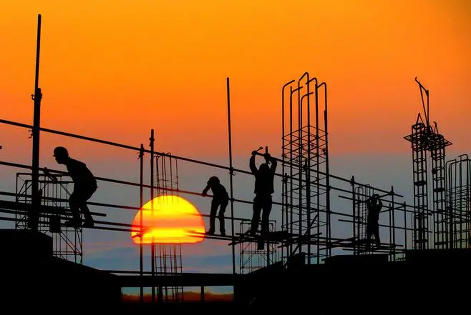 非凡石家庄# 网上轰轰烈烈的"付酥运动"最终以付工回工地上班,酥工