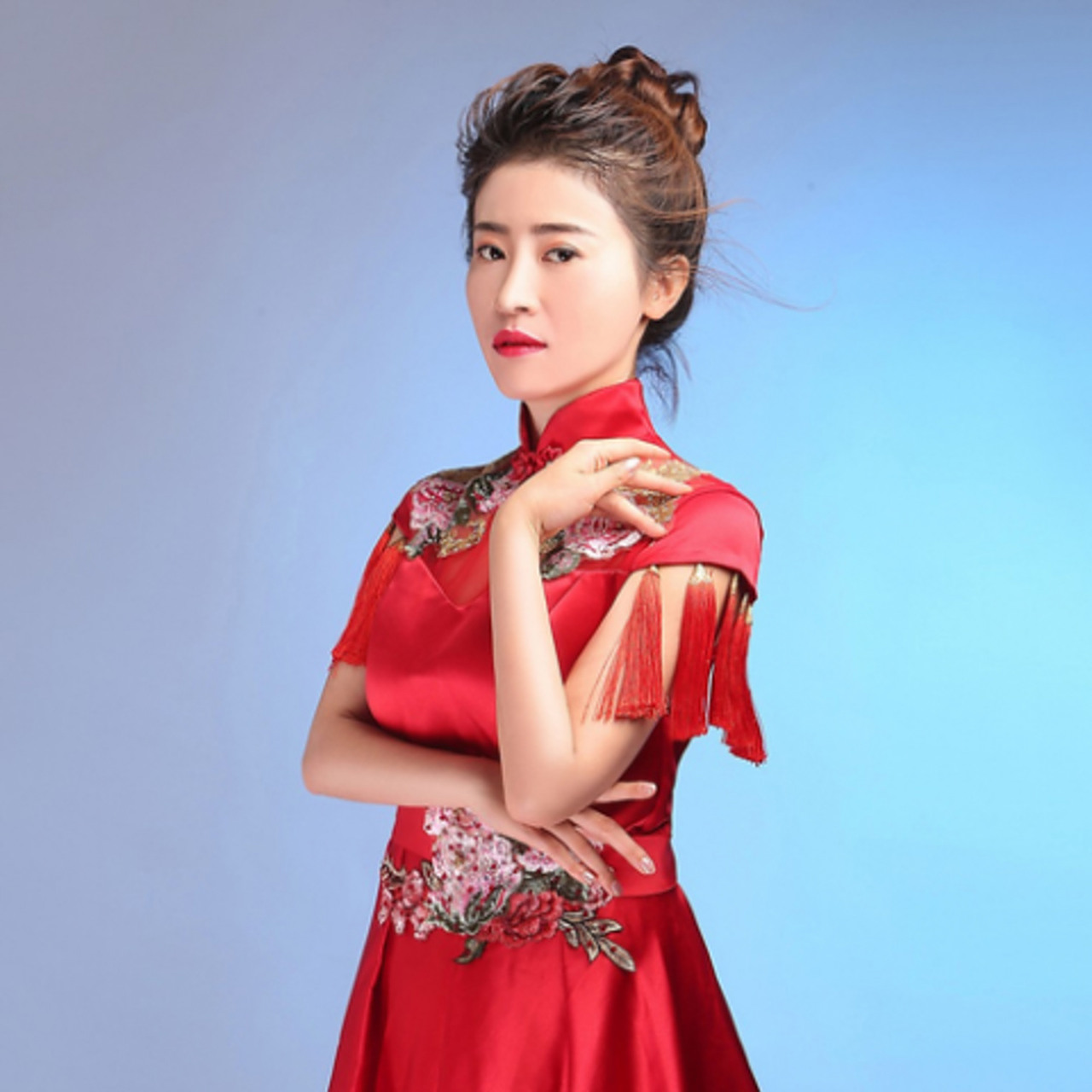 今天听了一首来自陕北歌手凤凤的歌,感觉非常棒!