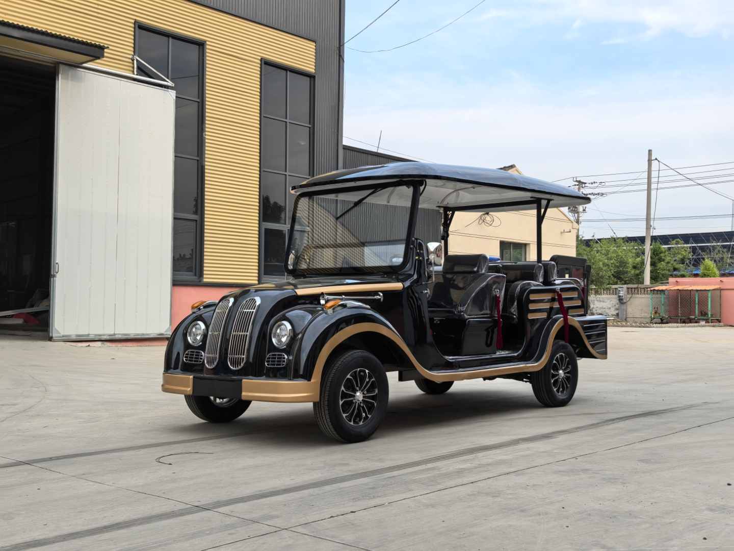 复古电动老爷车# #电动观光车