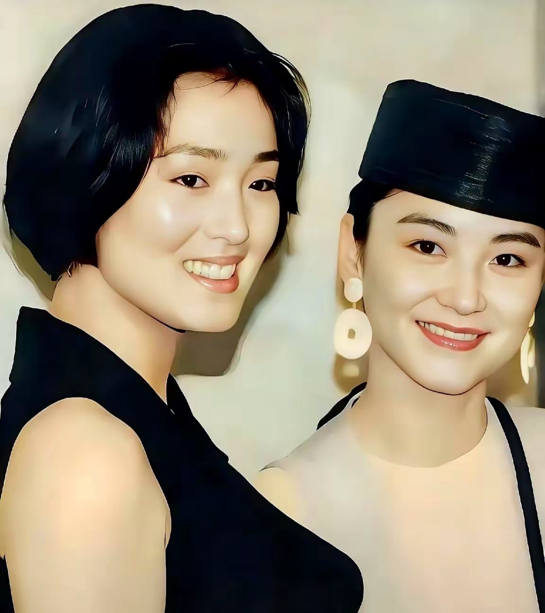 巩俐与林青霞的一张珍贵同框照