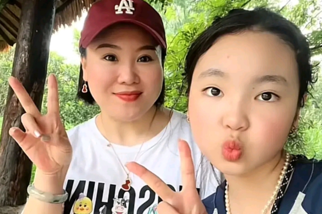 刘能的女儿长大了,小姑娘好漂亮.幸亏像妈妈.