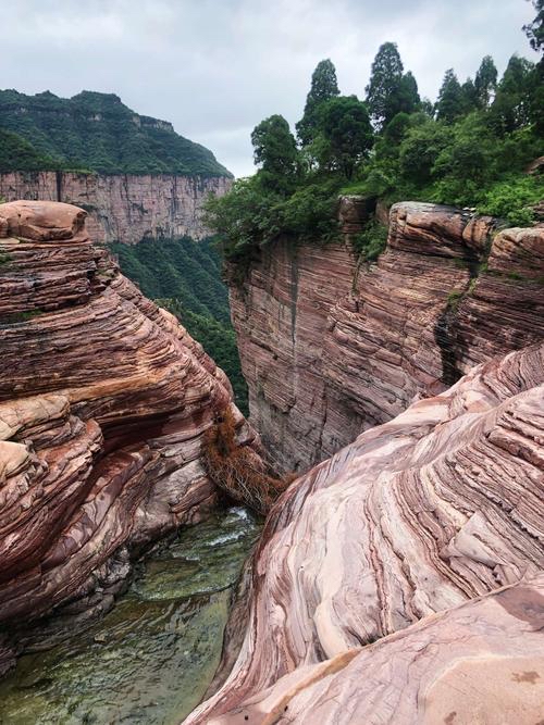 辉县九莲山景区图片