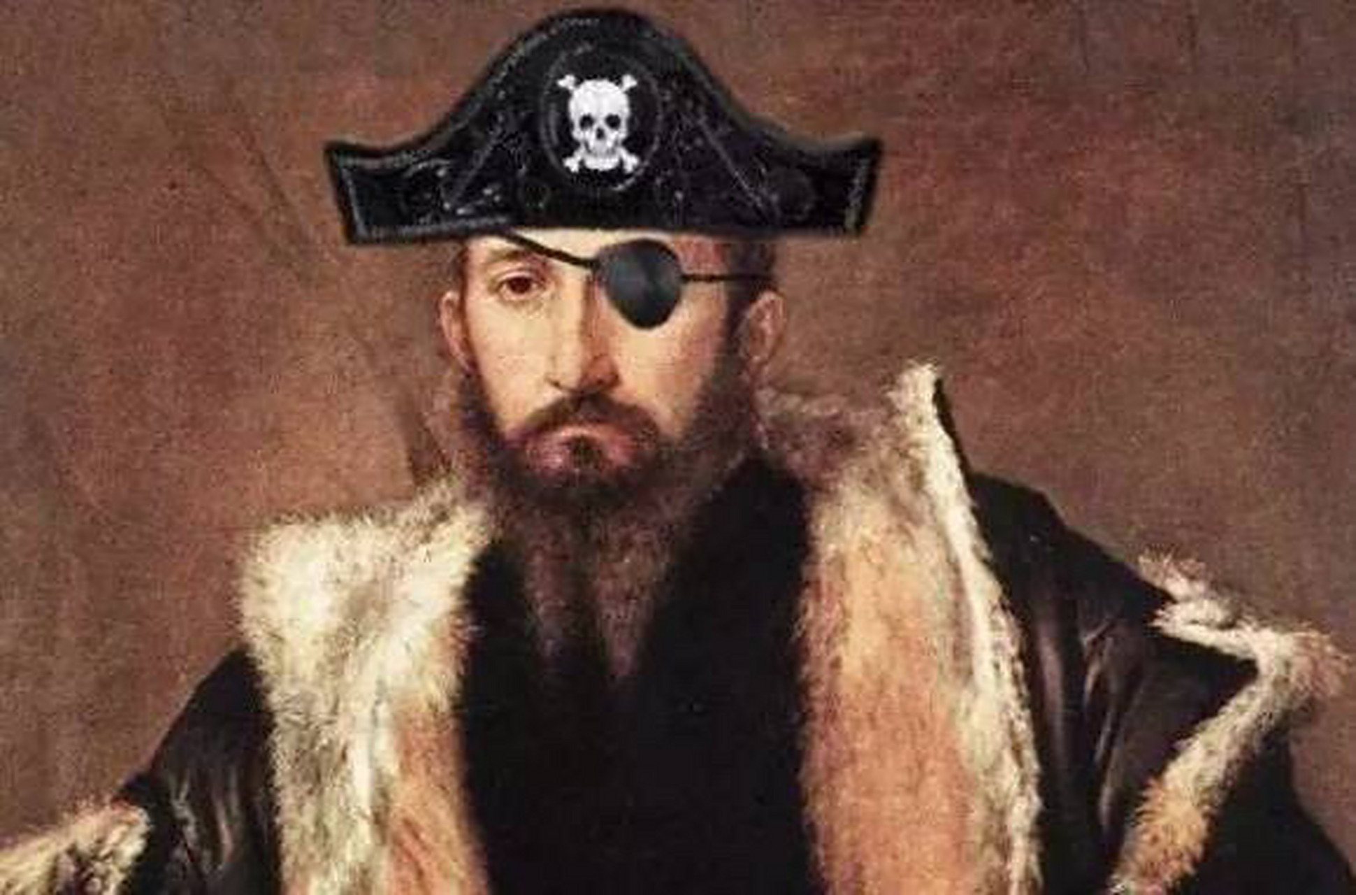 海盗"独眼龙"是故意的】 一直以为海盗一只眼的形象,是因为意外被人打