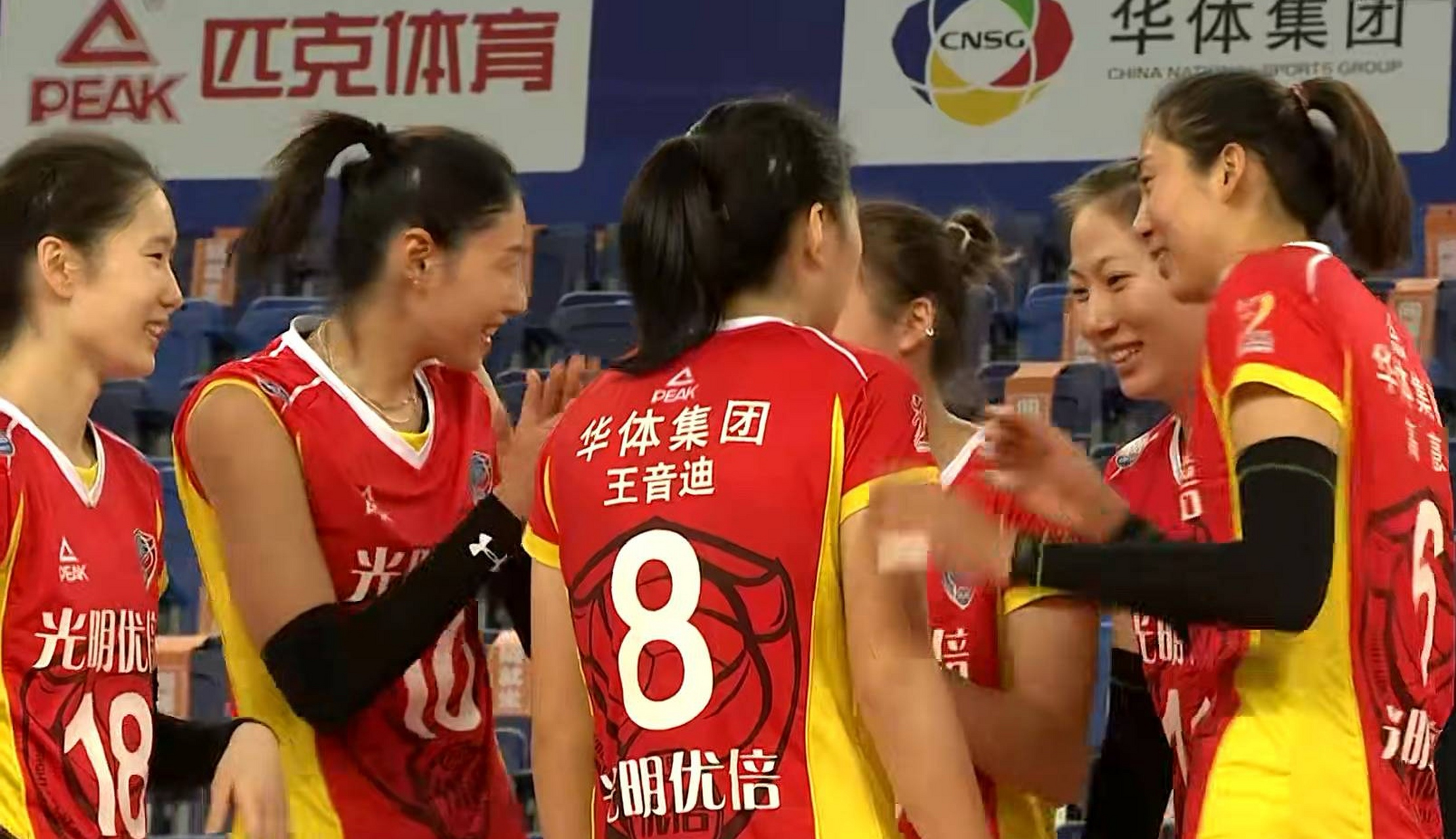 秦思宇和王音迪,上海女排两位不可或缺队员 2021/2022中国女排超级