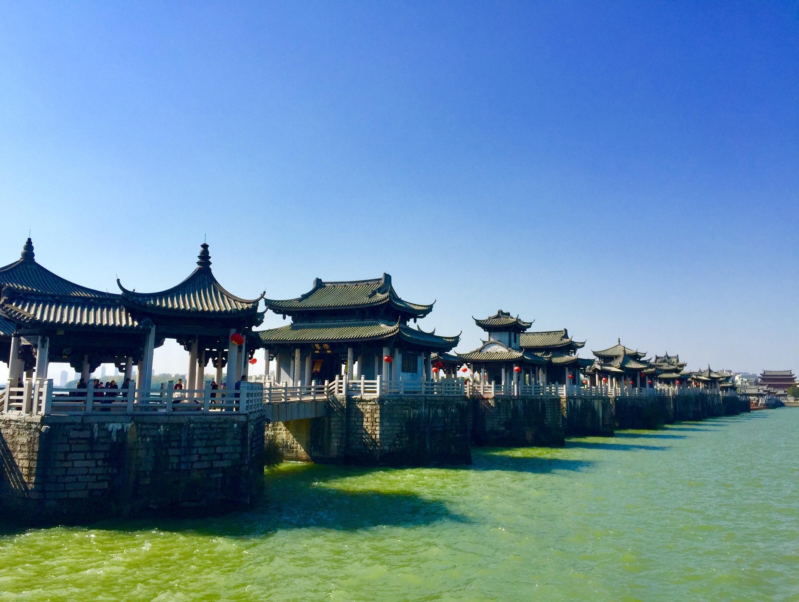 中国十大名桥(古桥)  第一名:卢沟桥  北京丰台(永定河) 第二名
