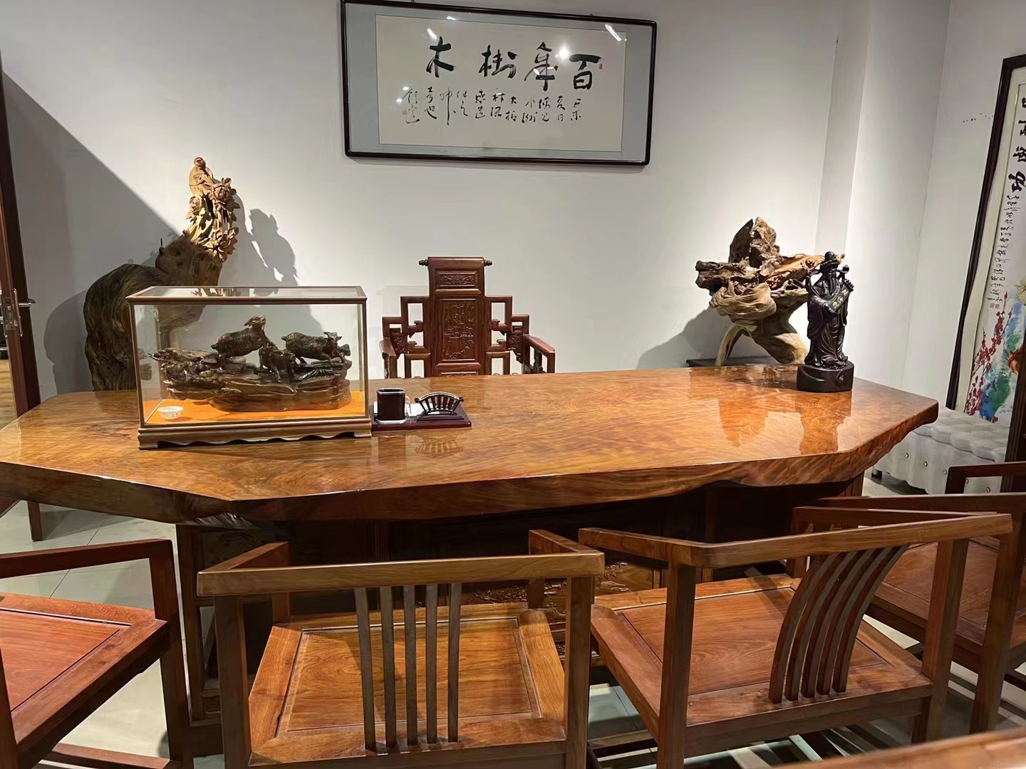 大荔红木家具的简单介绍 大荔红木家具的简单

先容
（大荔县红木家具） 家具