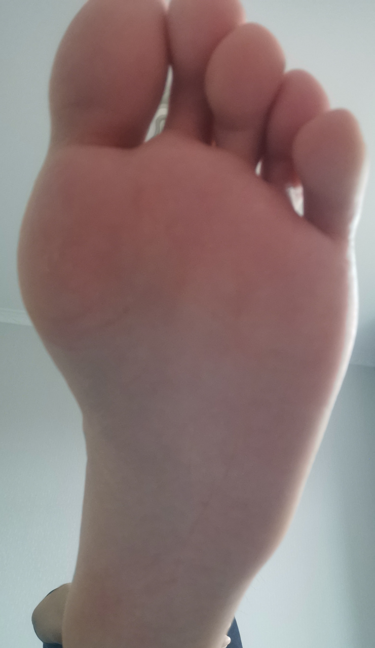 45码的脚之大,屏幕放不下#大脚
