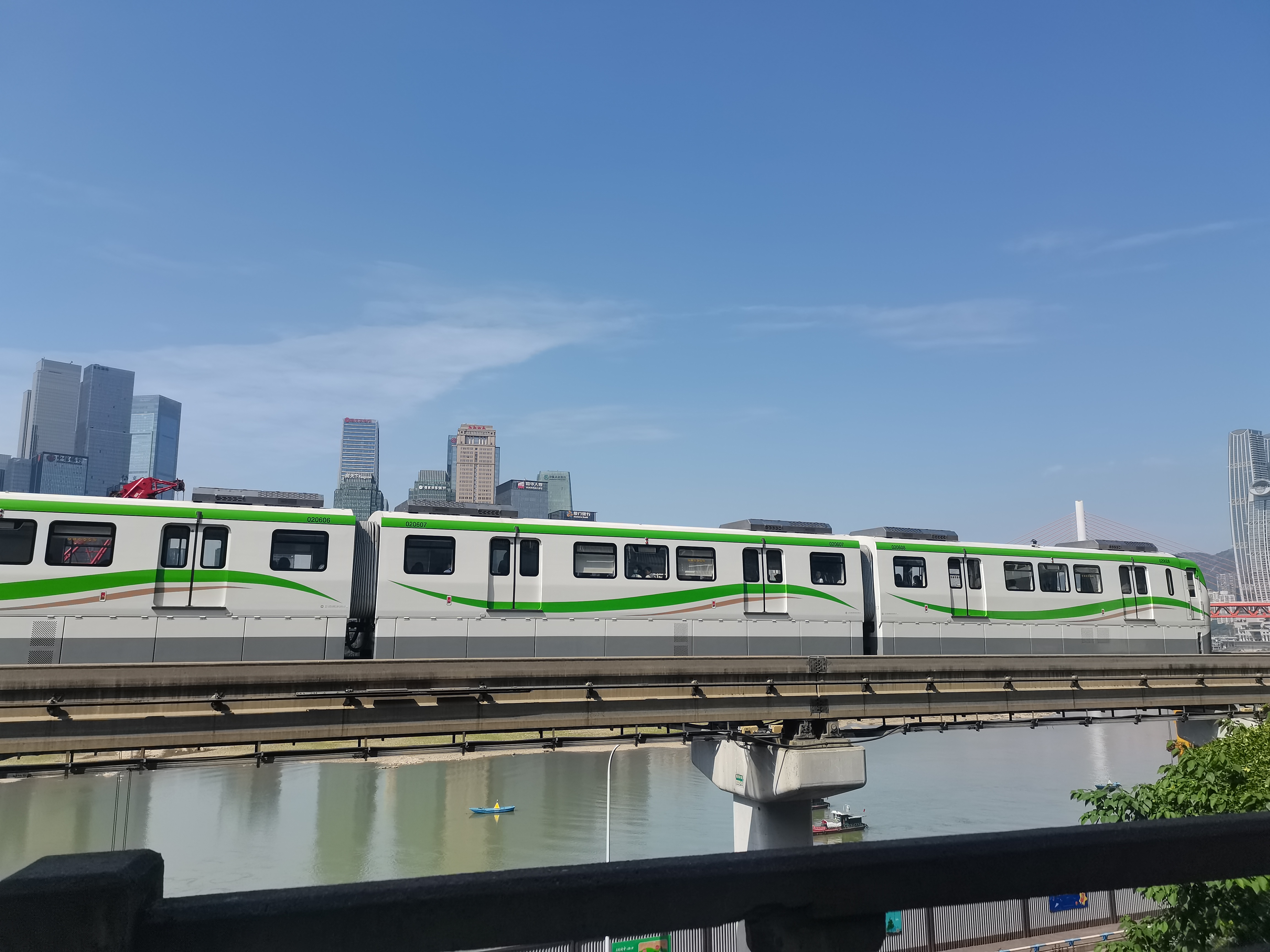 因为自我很明白, 抱怨不能解决任何问题