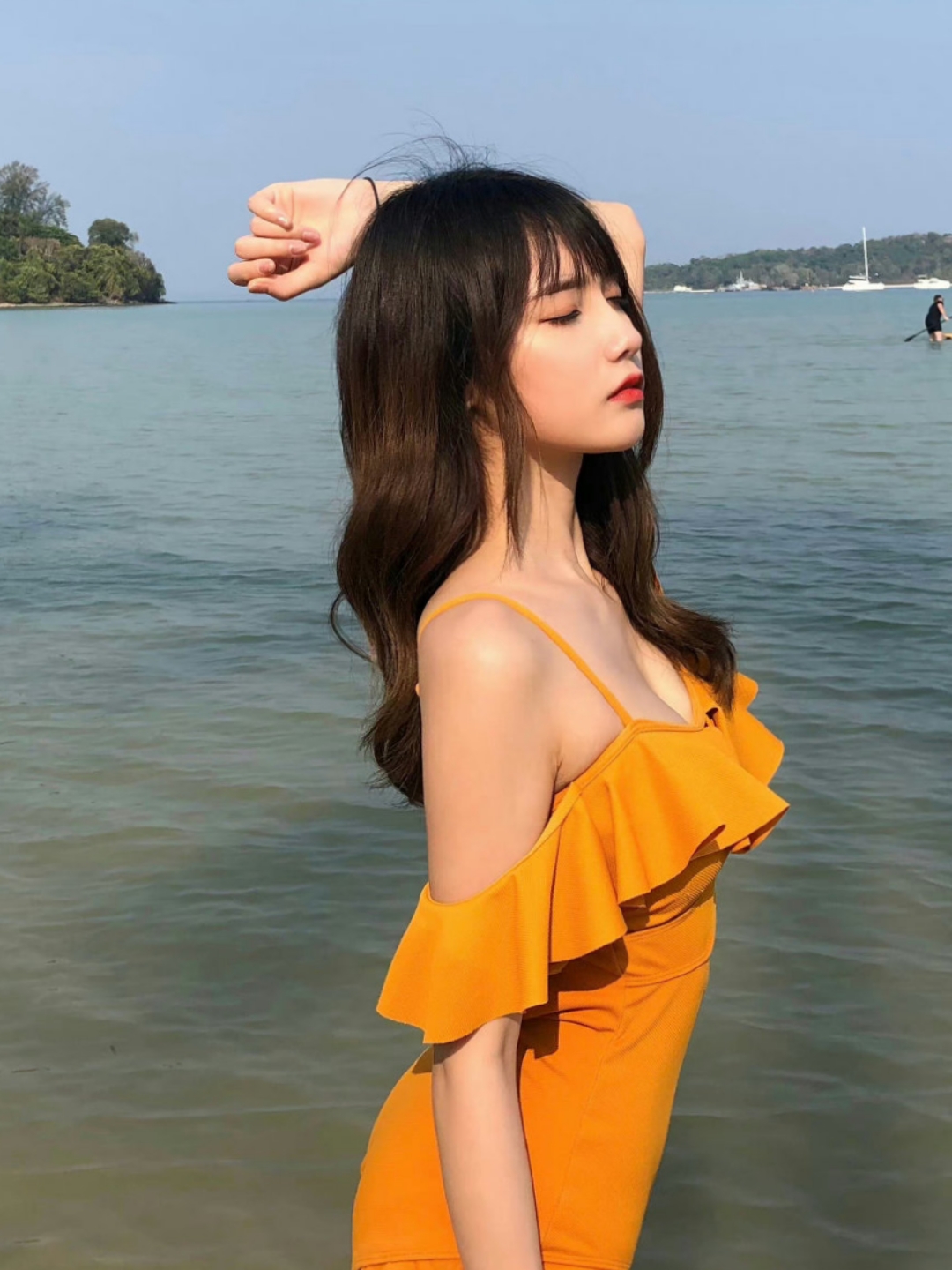 snh48宋昕冉 泳装👙 冉冉好白啊～ ​​​