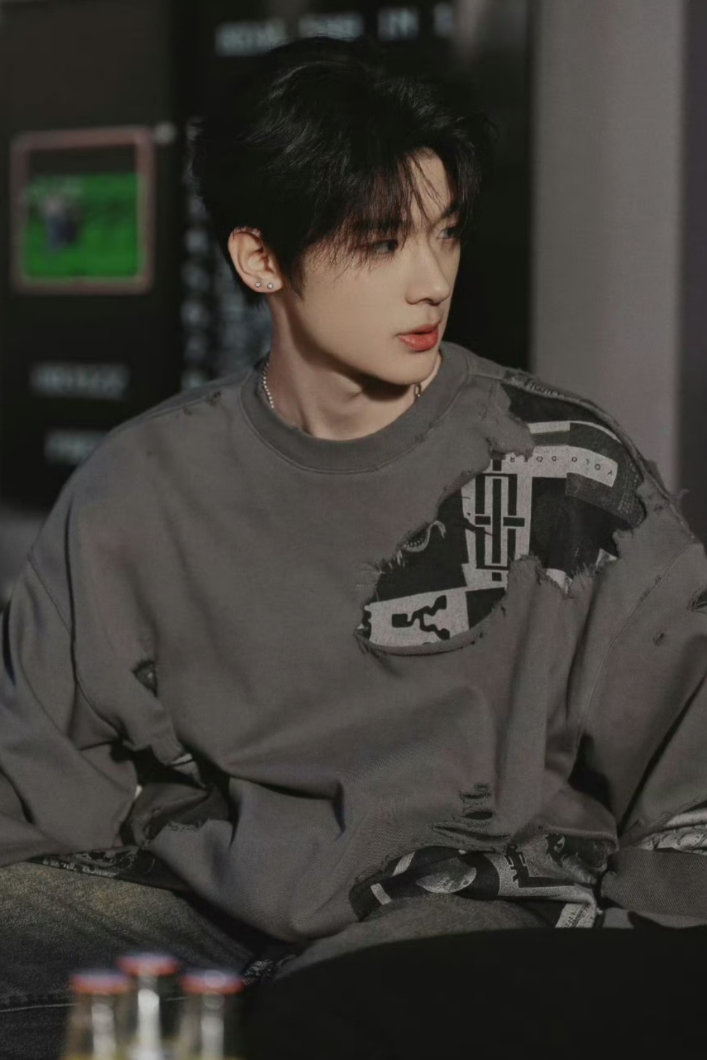 张峻豪恋情传闻沸沸扬扬,时代峰峻紧急发声否认.