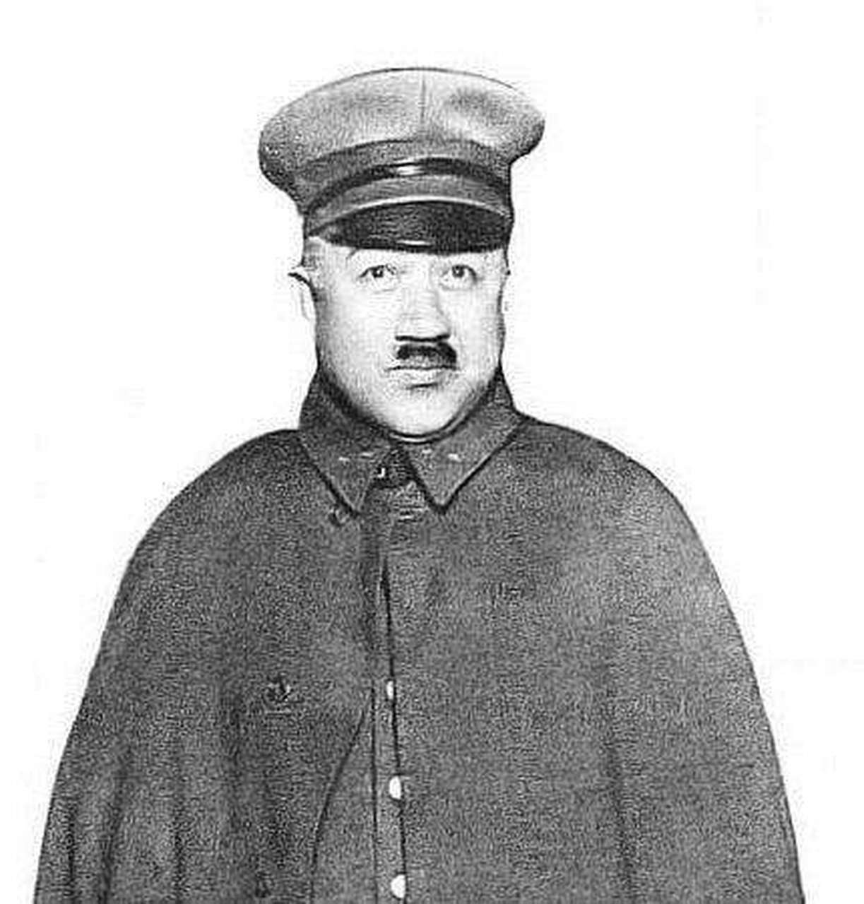 【梅汝傲力争判土肥原贤二死刑】 东京审判时,因印度法官的偏向,被称