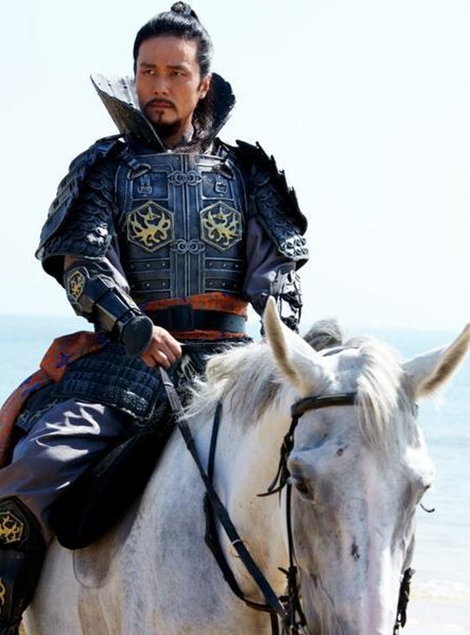 近肖古王是百济第十一任君主比流王的次子.