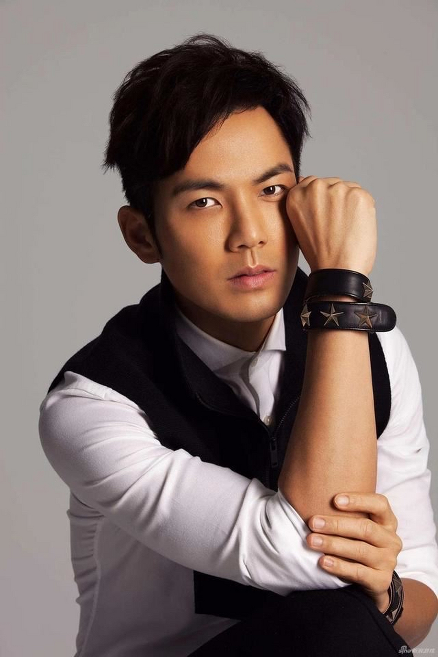 2,杨洋新剧正是因为很多人嘲,所以原本不想炒cp的他,现在很主动的跟