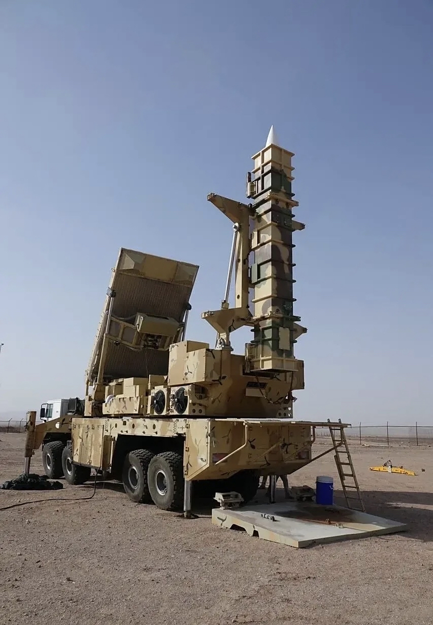 最近,伊朗国防部发布最新防空系统"阿尔曼"和"阿扎拉赫什",让军迷们