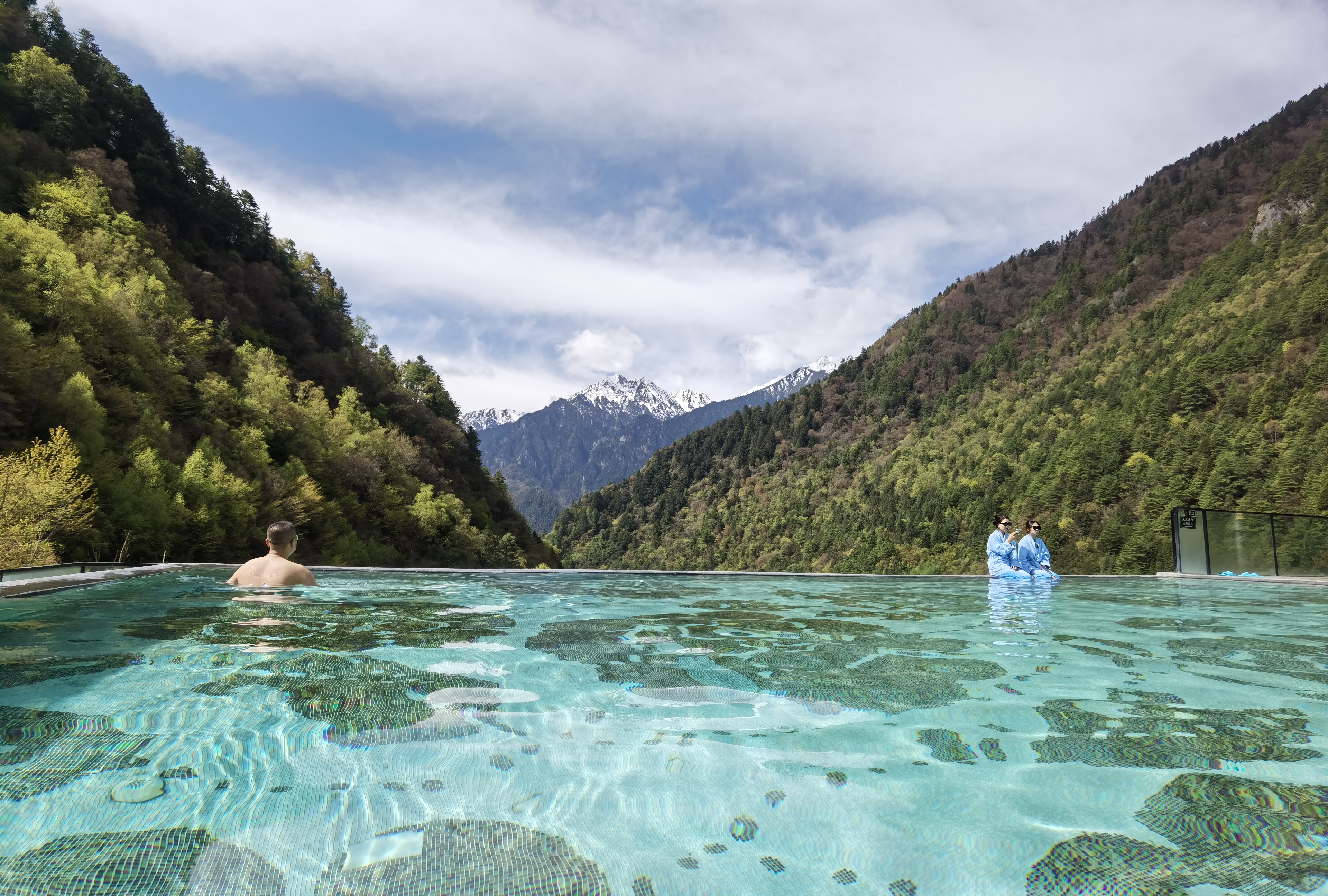古尔争霸"掼"绝神峰,由gss掼超(中国)俱乐部指导,四川古尔沟神峰温泉
