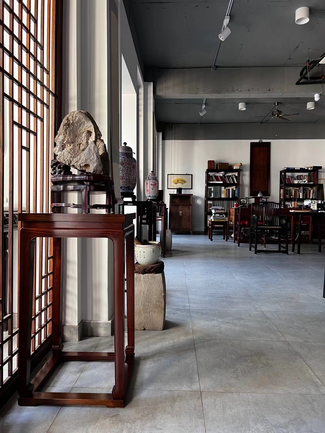 "其实很多时候,你不必太在意别人的看法"