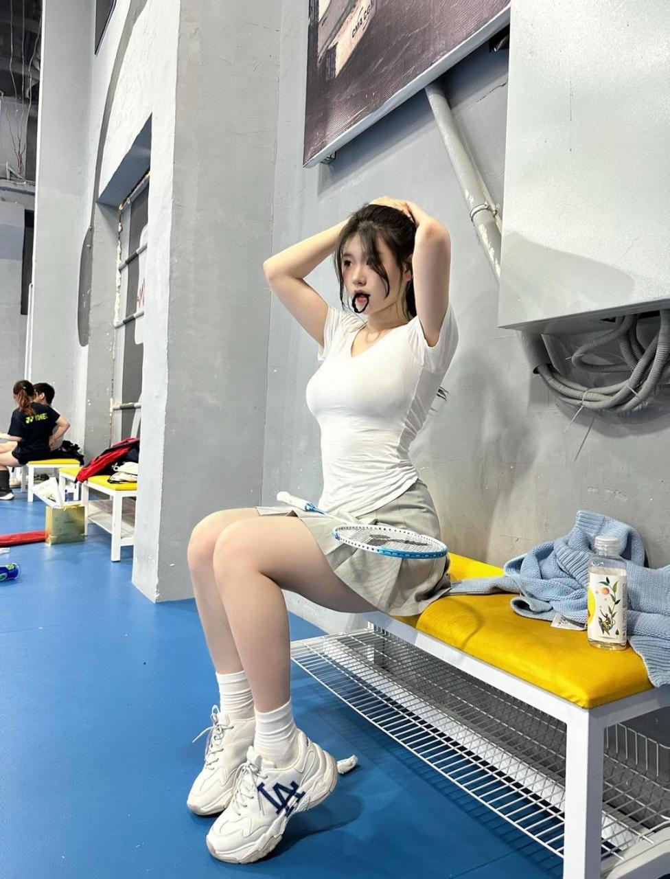 传递正能量# #美女# 羽毛球女神