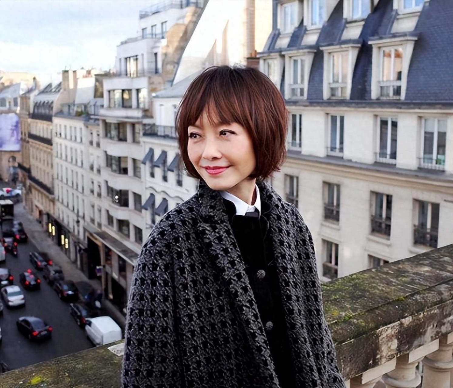 《鲁豫有约》主持人陈鲁豫,其实是个隐形富豪,在2023年上海市最新女