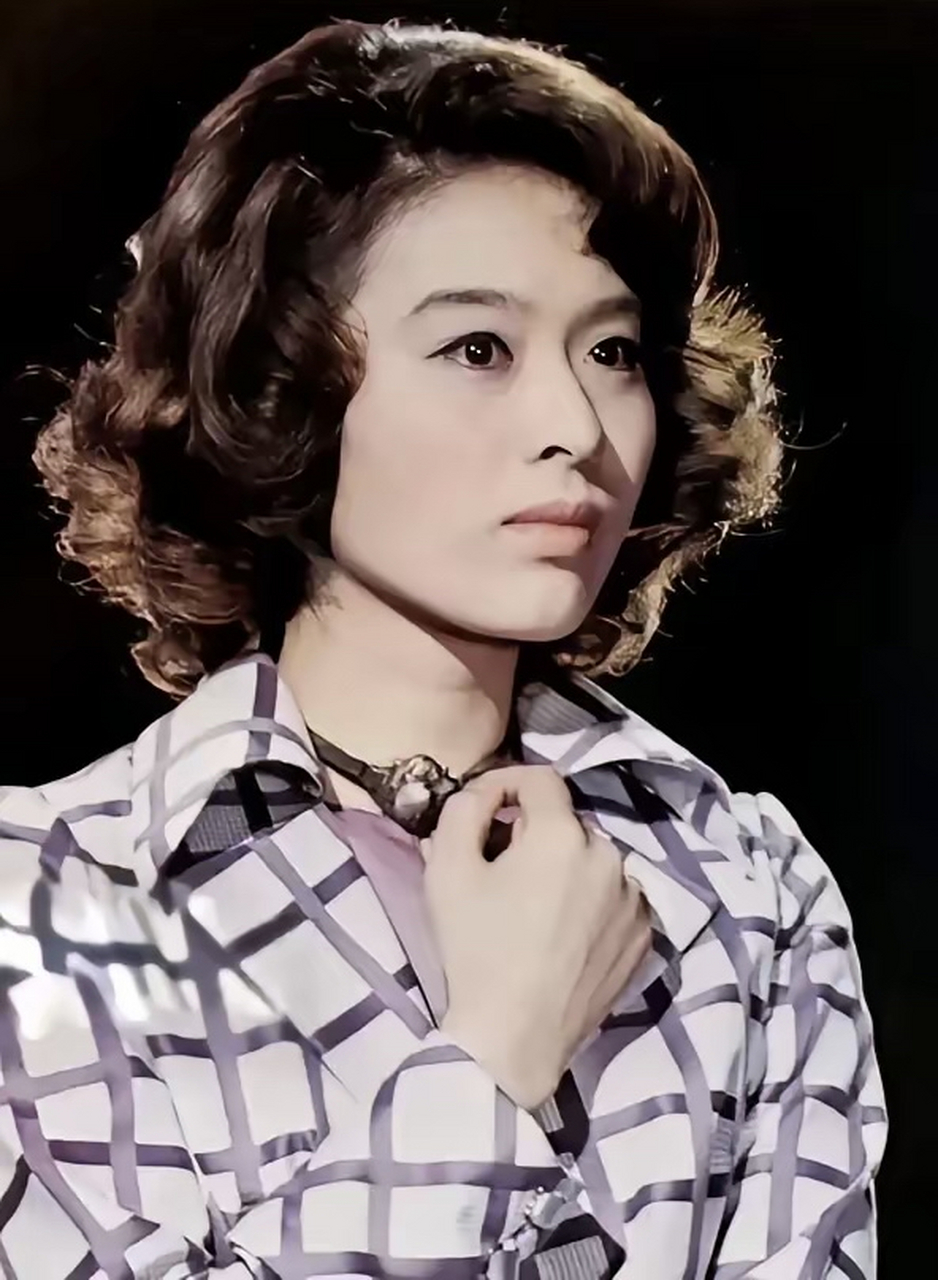 岛国影星栗原小卷有点美.