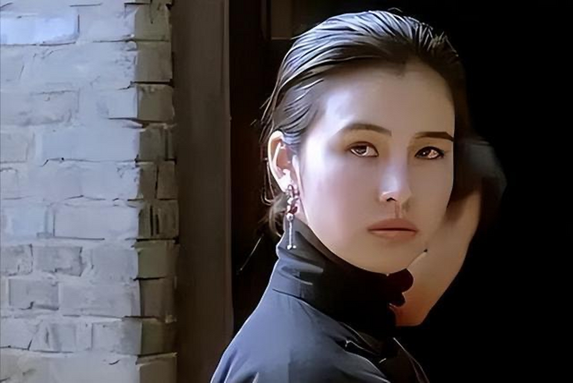 曾经有着"内地王祖贤"之称的王澜,从惊鸿一瞥的容貌,因患癌暴肥导致