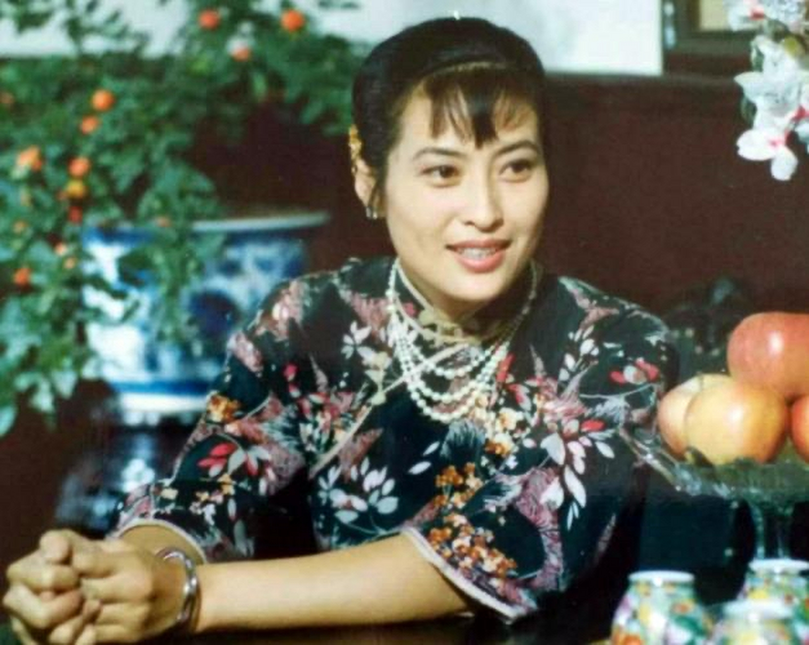 原来许娣年轻时是这么美的,都被电视剧里的角色骗了.