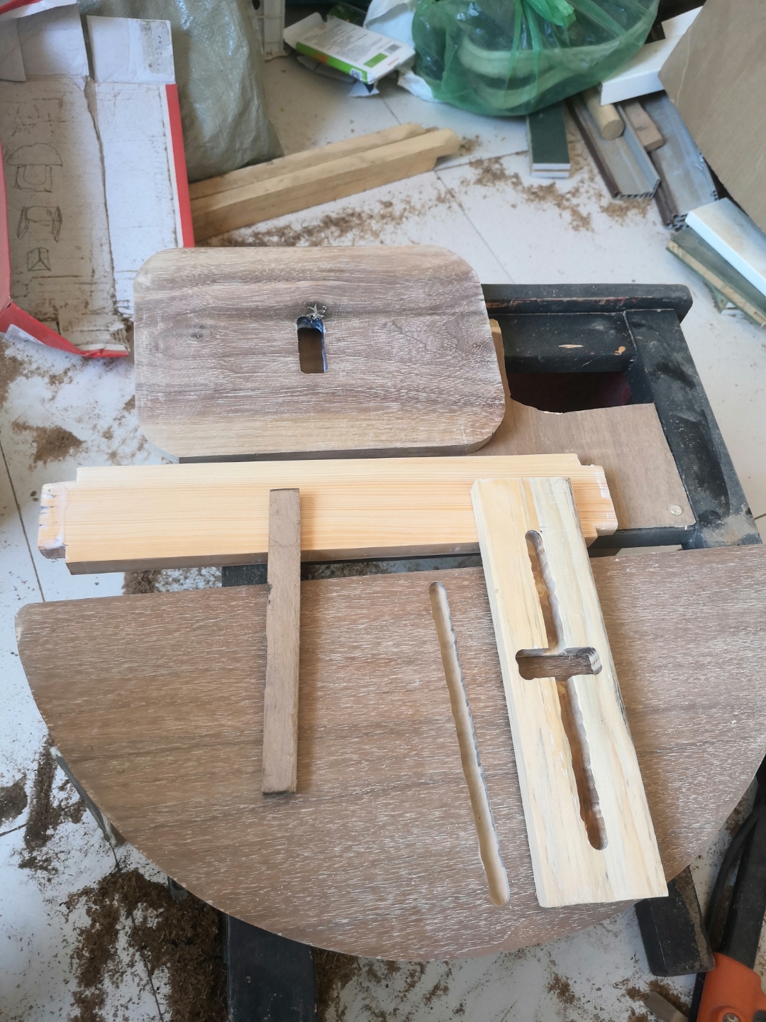 黑胡桃下脚料,diy,只有自己喜欢,上班组装的终将会成