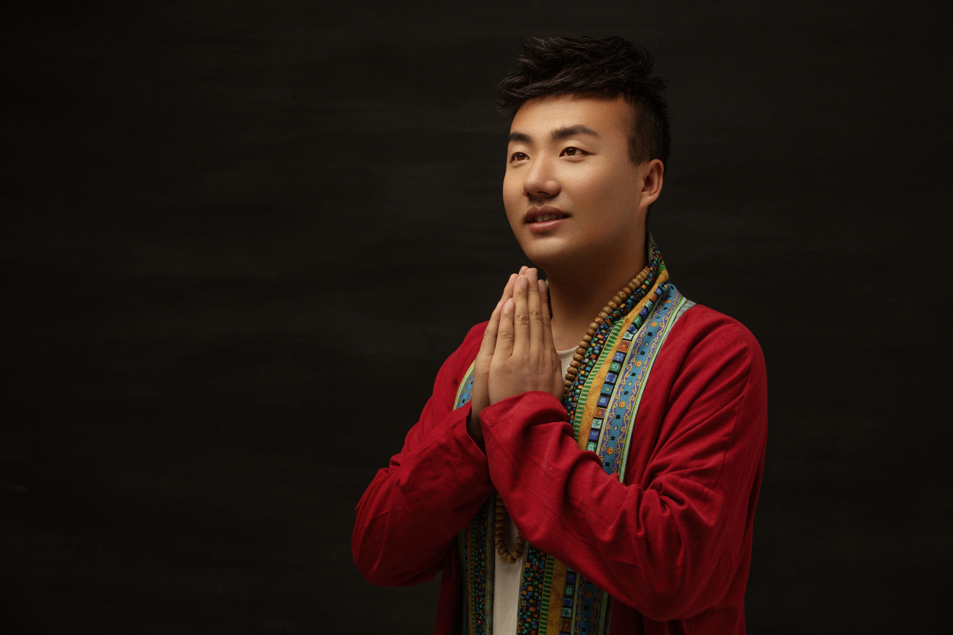 大家好,我是龙江辉,没事多在这里互动起来!