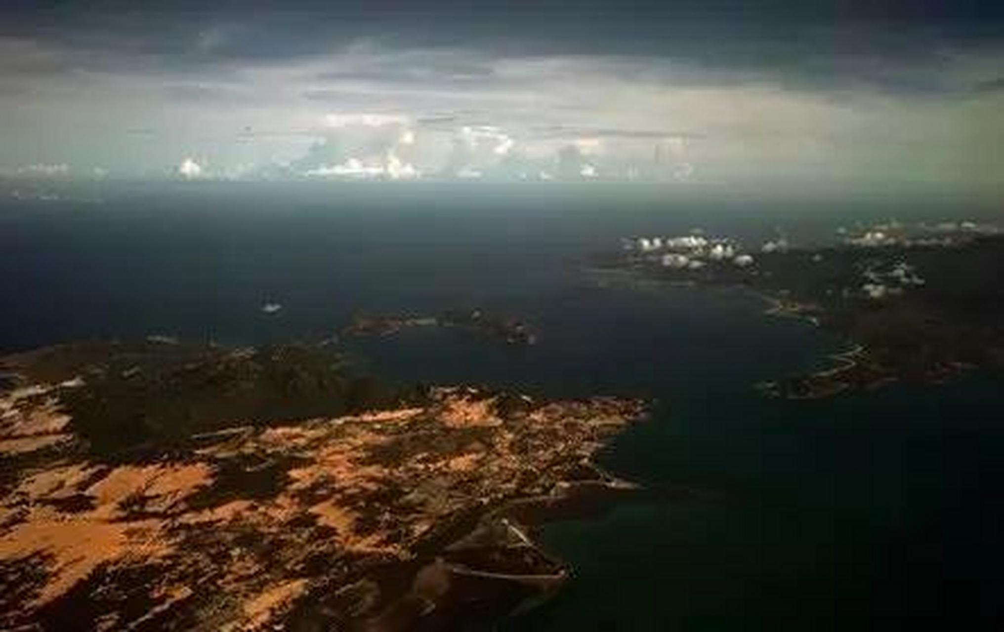 万物皆可云# #云游全世界# 越南金兰湾是世界上最好的深水港之一