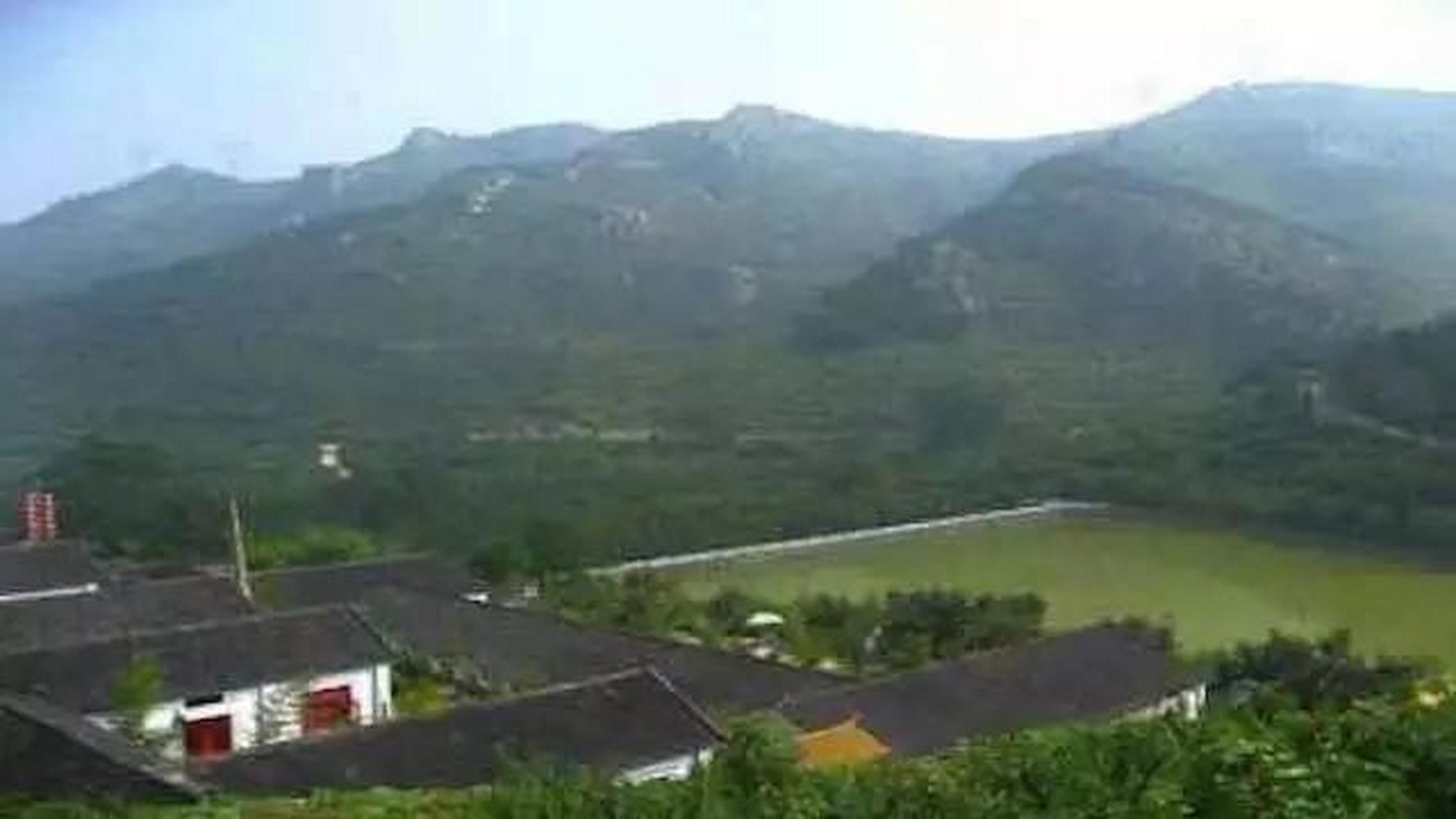 万物皆可云 刘家村风景区位于历城区南部仲宫镇东6公里处,这里风景