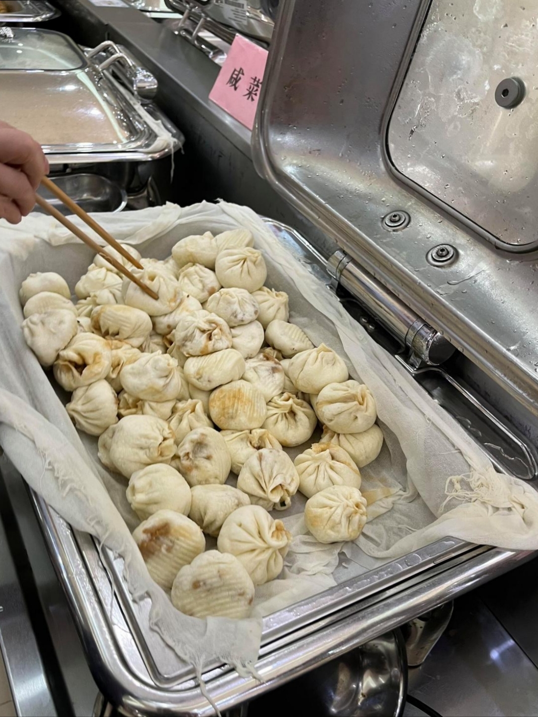 我们厂里的早餐是不是还可以,你们哪里有这样的待遇吗?#热点引擎计划