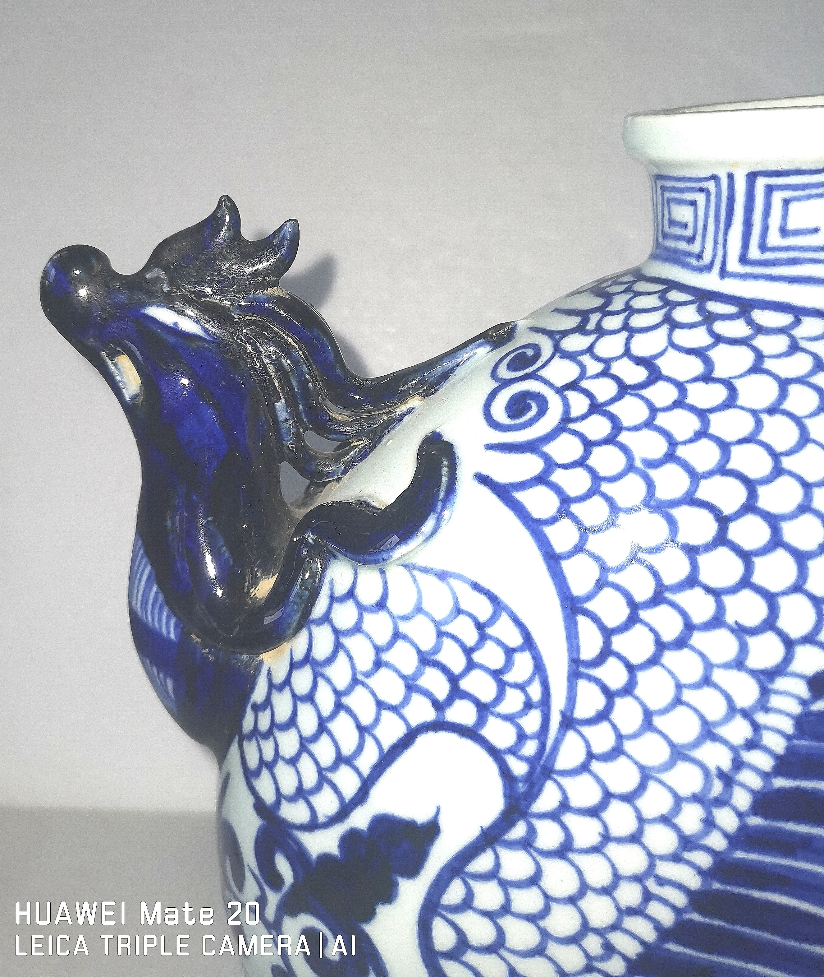 元青花凤首扁壶,高25.5公分