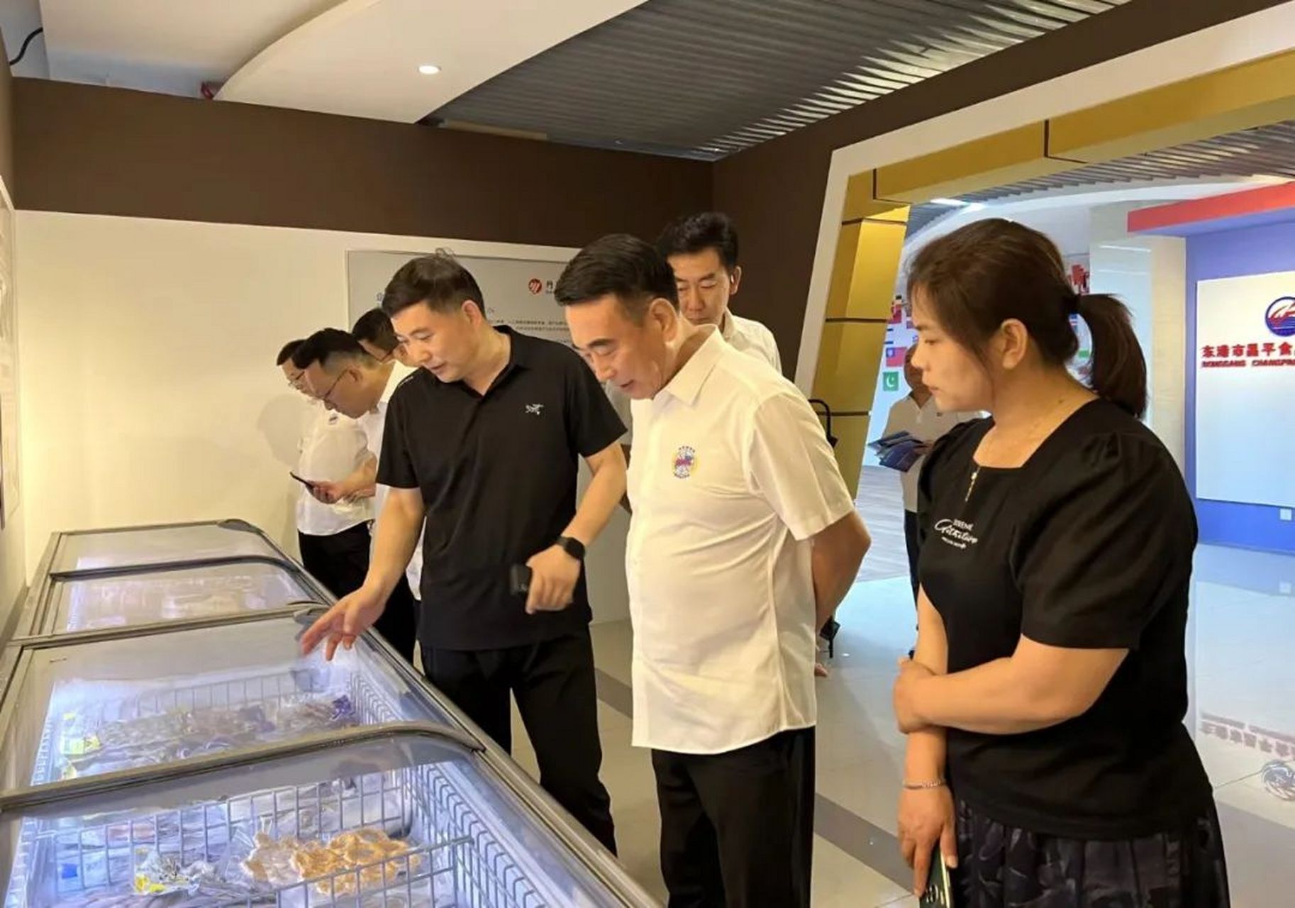 美好辽宁欢迎您#【东港市十字街镇:唱好招商引资"重头戏"助发展】