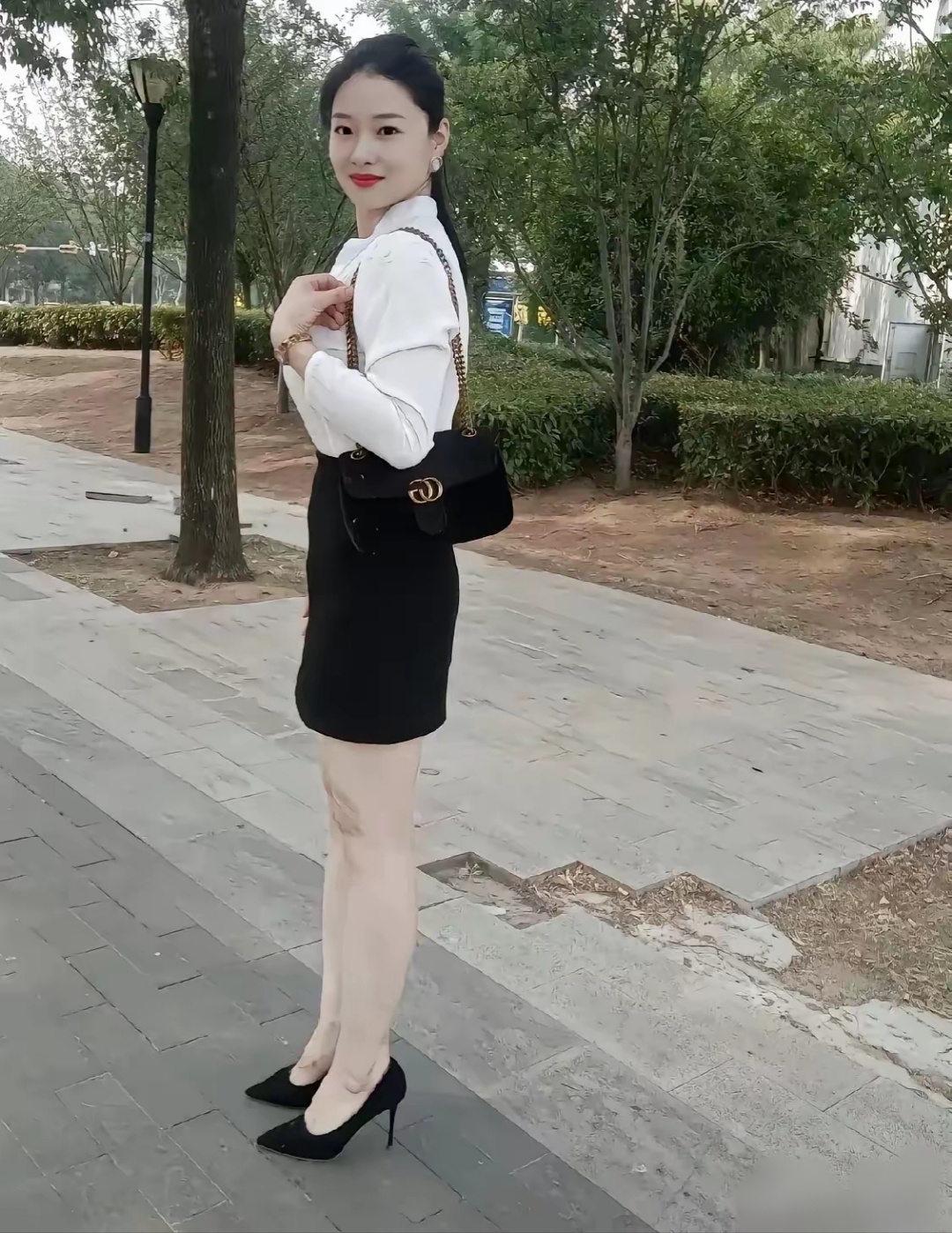 我就想问问大家女33岁离婚后没有孩子彩礼无所谓还能不能找到头