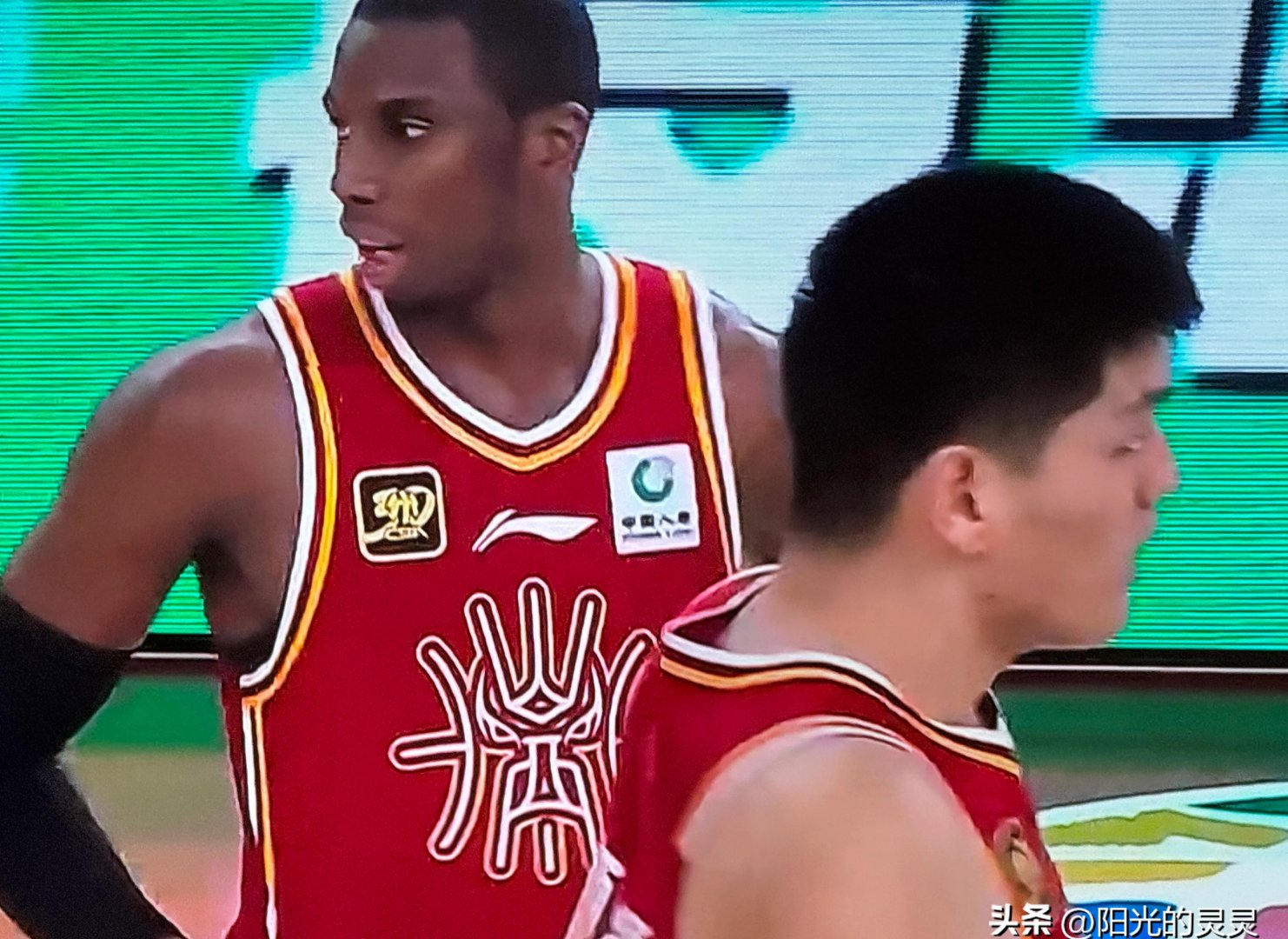 山西男篮击败对手，赢得比赛