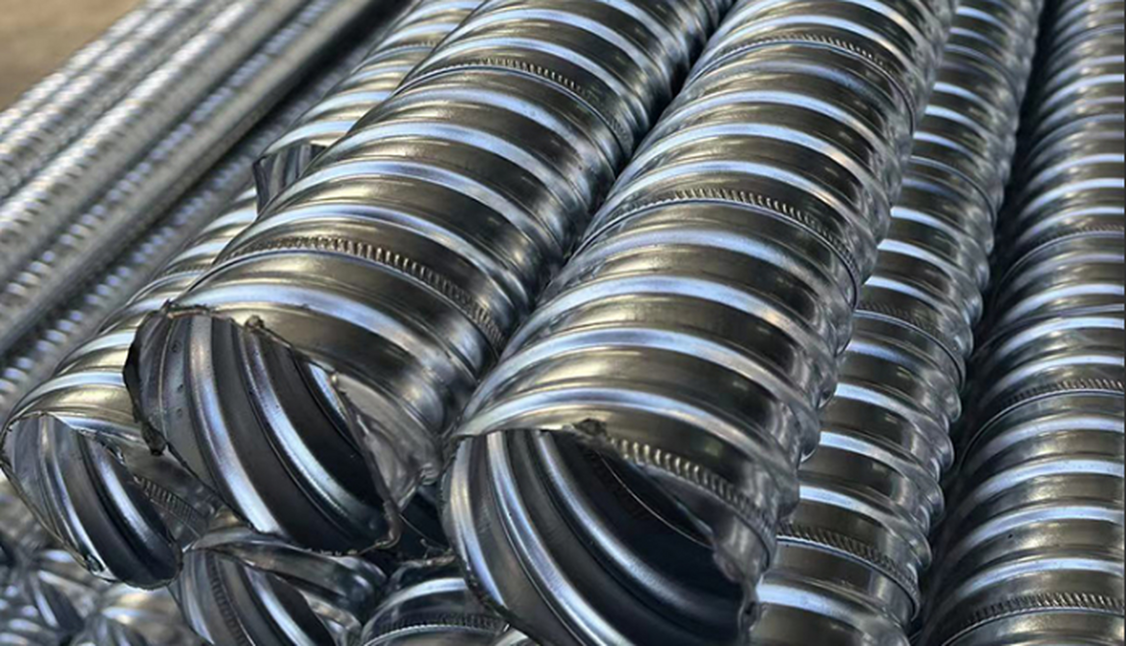 3mm厚的钢带,成型的波纹管(检测管)需要0.