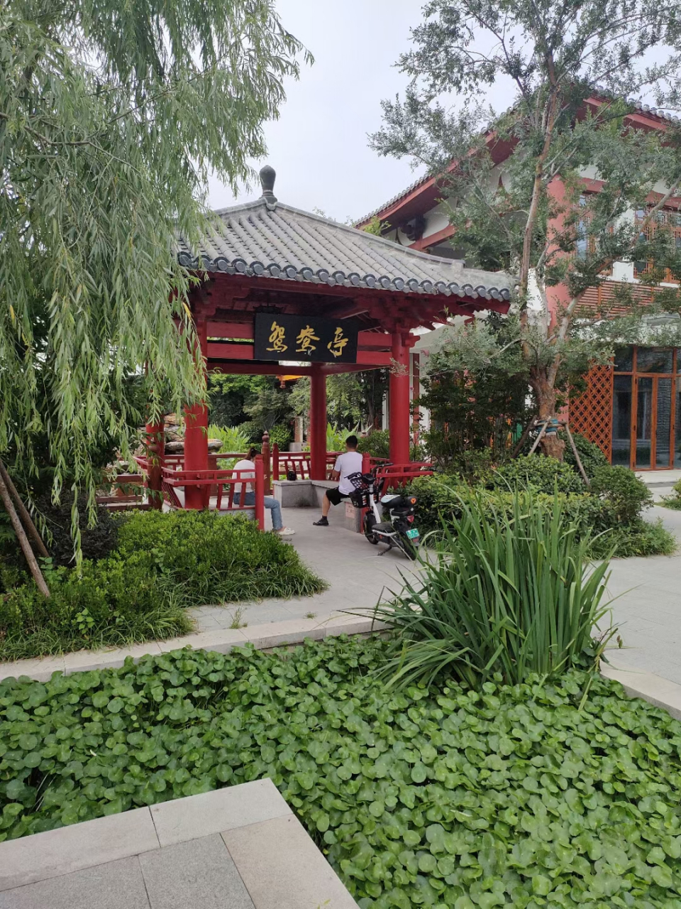 前段时间来到临泉县顺河老街,感受历史的痕迹,仿佛穿越了时空.