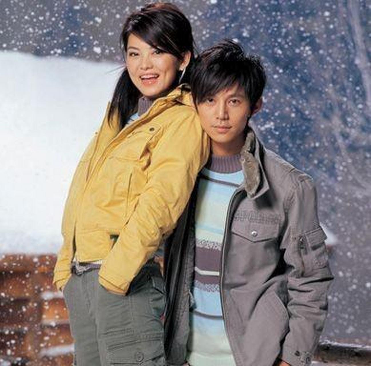 李湘就逼他在北京买房,刚开始何炅很犹豫,觉得李湘在坑他,但他还是听