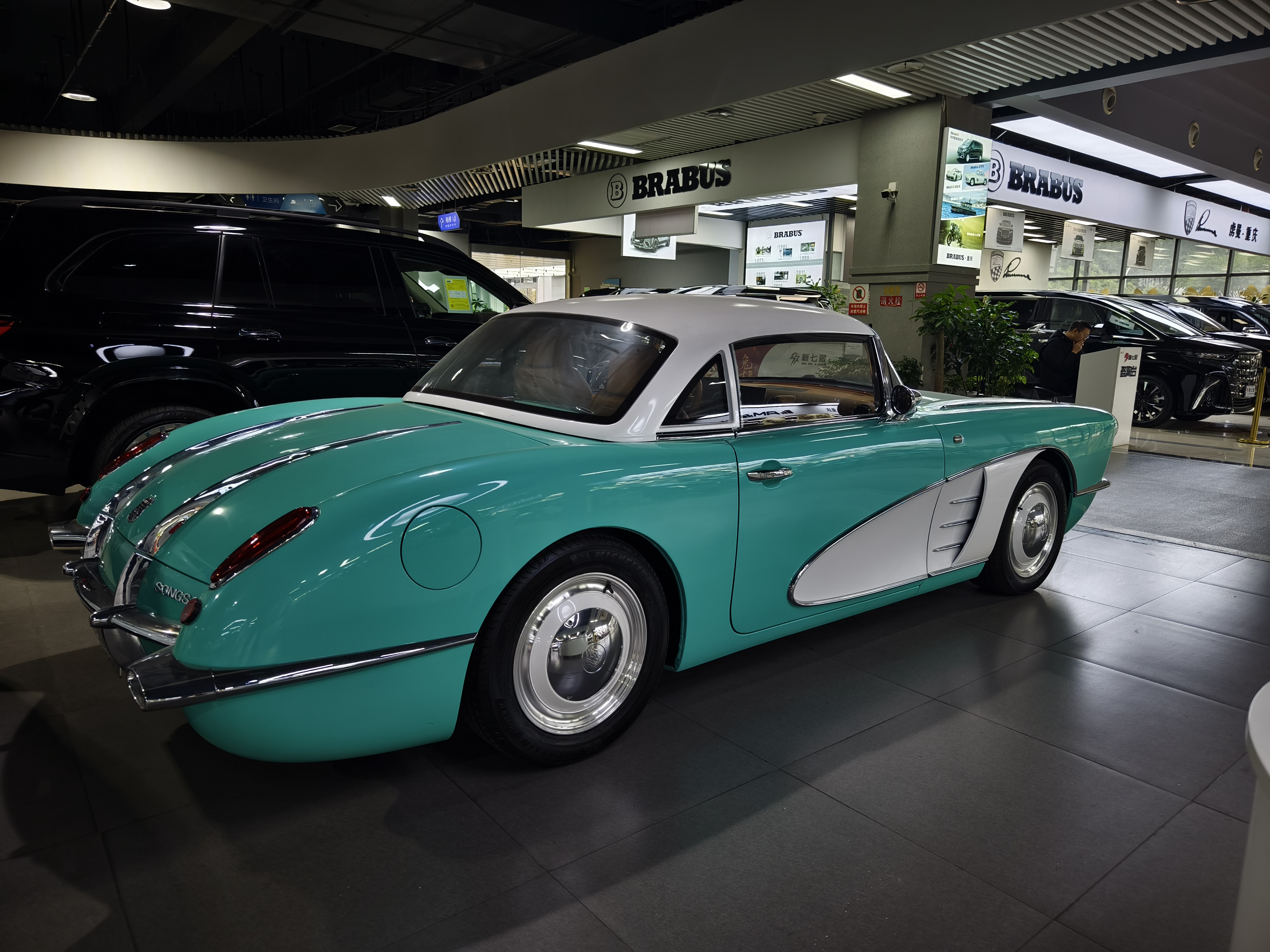 售价70万元的ss松散dolphin插电混动跑车,搭载1.