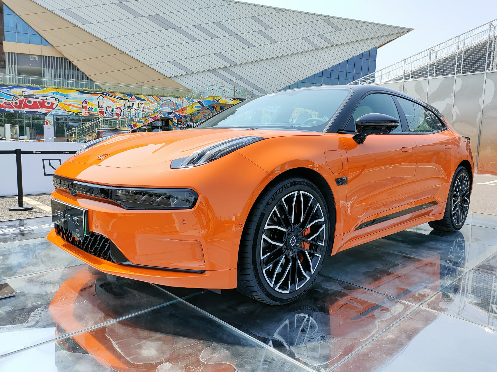 车轱辘重庆试驾极氪001,突然爆升到35度的重庆天气,极氪001和重庆天气