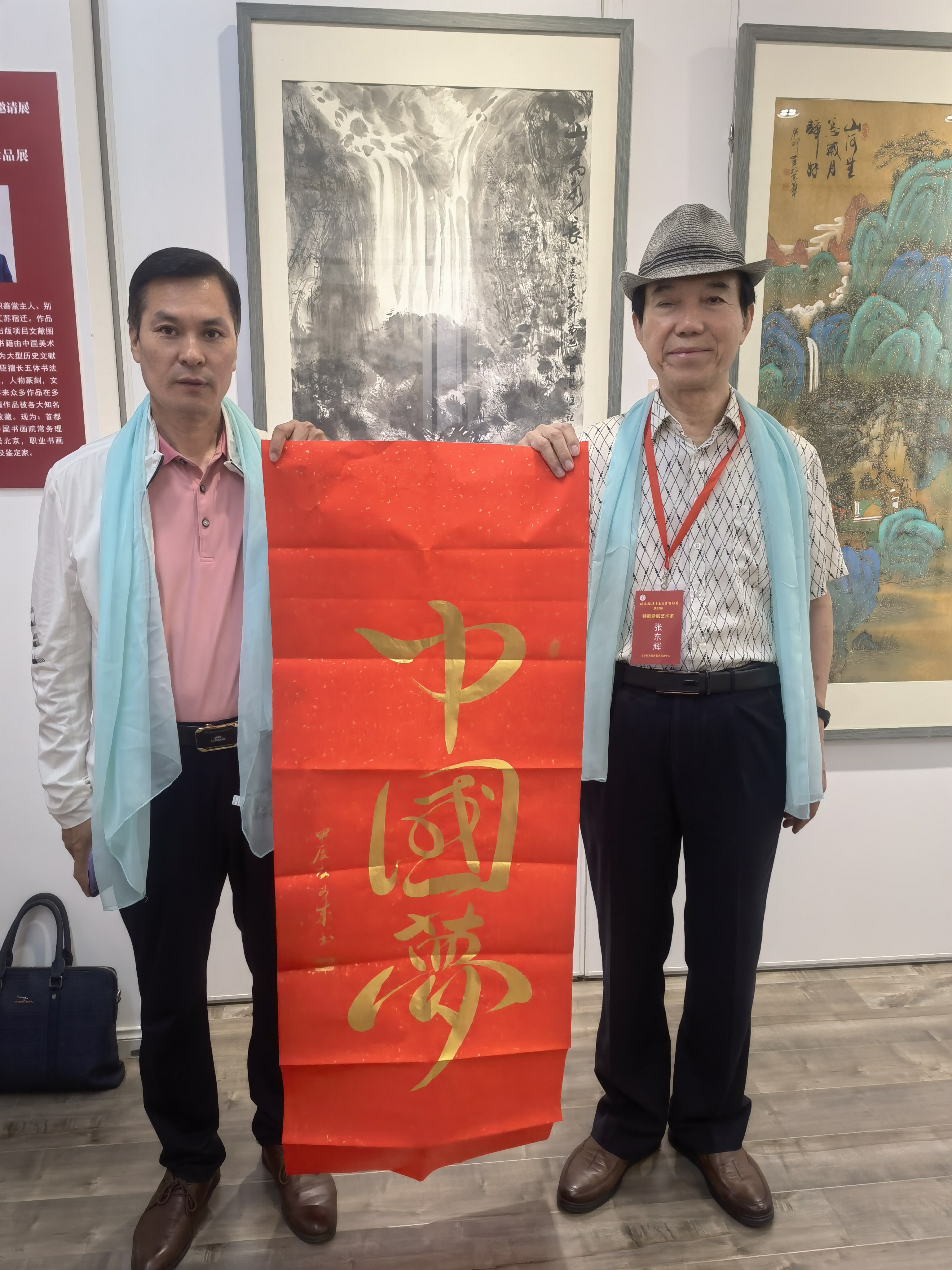 原军事科学院政治部主任张东辉将军收藏了中国当代艺术名家张义成书法