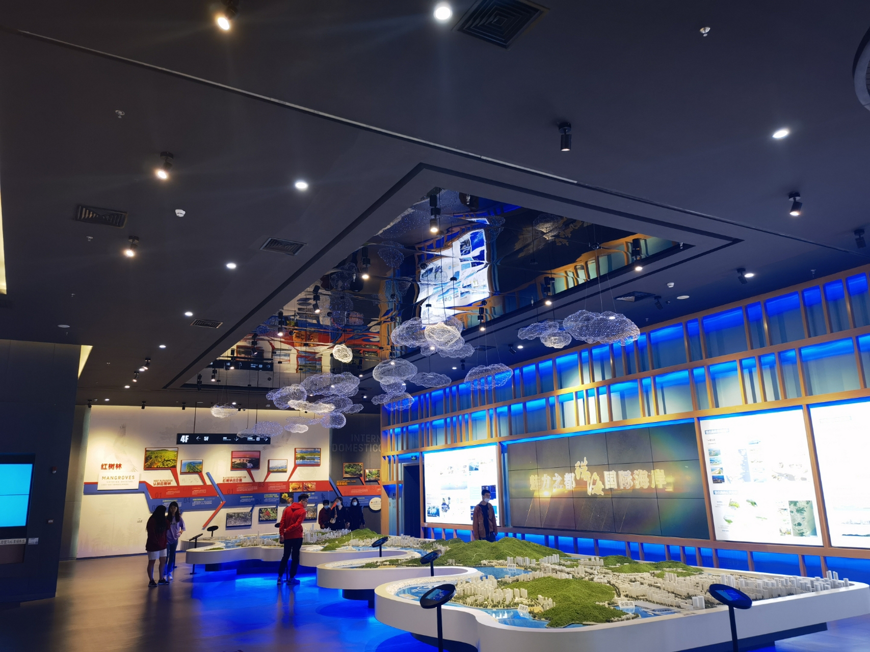 广东珠海202304 珠海规划展览馆新馆2020年10月26日开馆,建筑面积2.