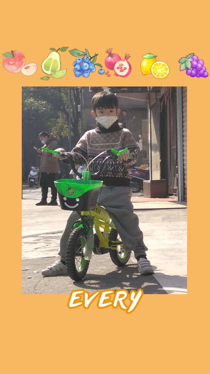 弟弟骑自行车（弟弟骑自行车的拼音）《弟弟骑自行车的拼音怎么写》