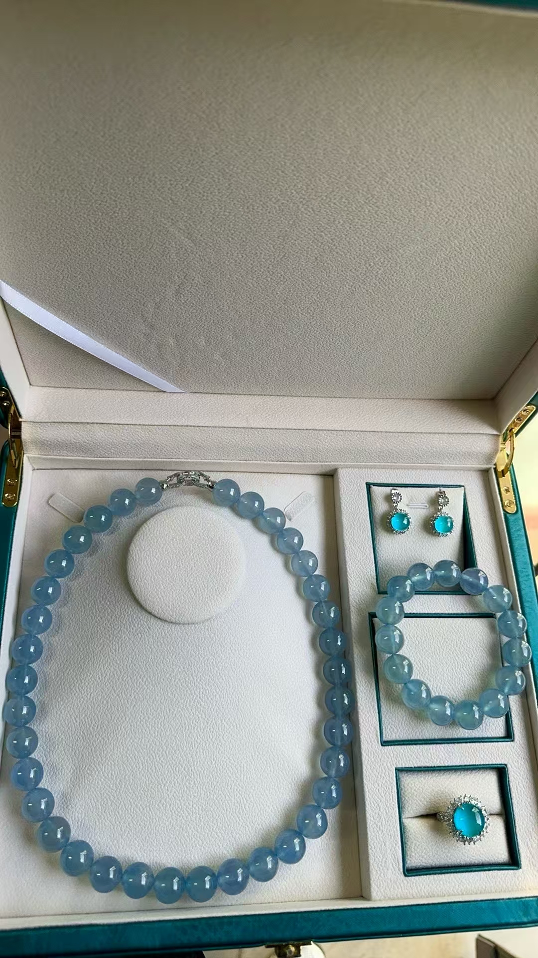 高品质冰透完美 各色翡翠首饰四件套 珠径1