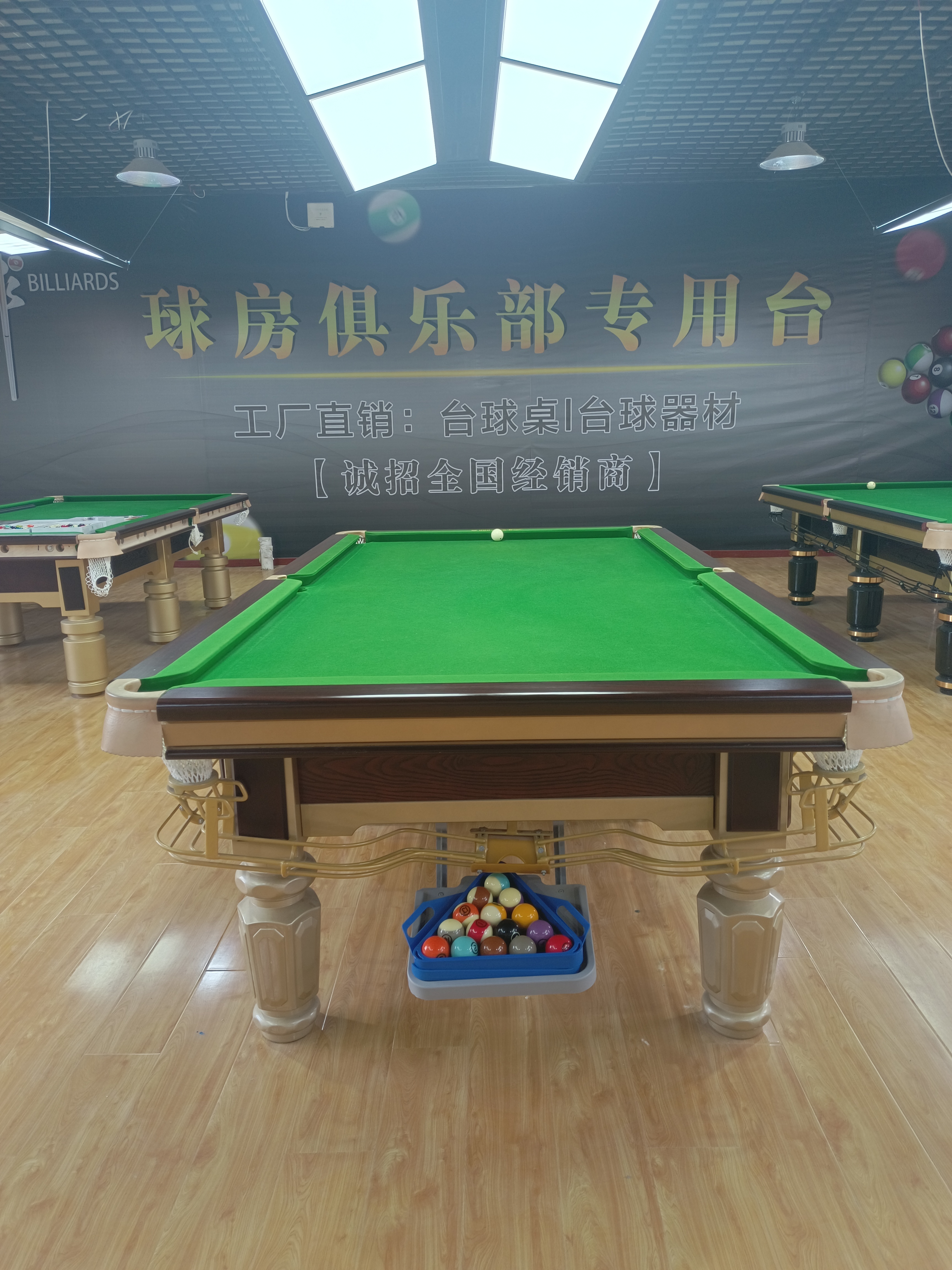 钢库和木库的区别 钢库库边有一个1-1.