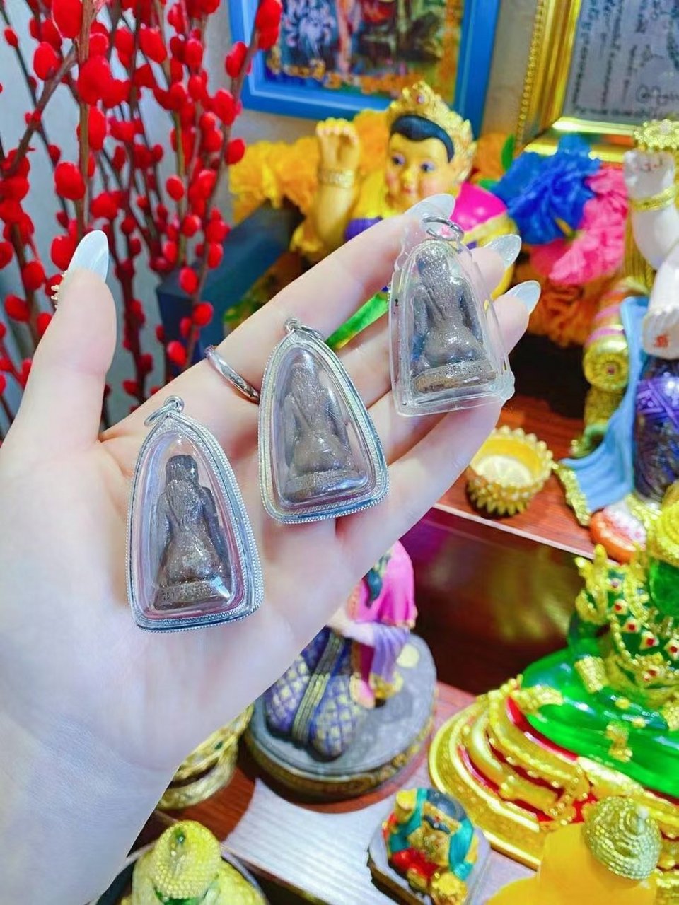 【咩烫鳃】  阿赞wala代表之作 阿赞哇啦三大女鬼法门有:咩烫鳃,花精