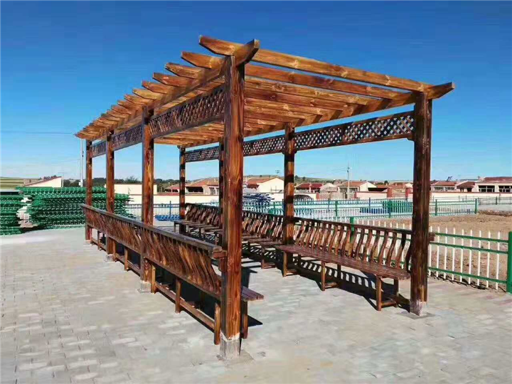 个人超爱这防腐木,它不只耐用,还自带一种质朴美