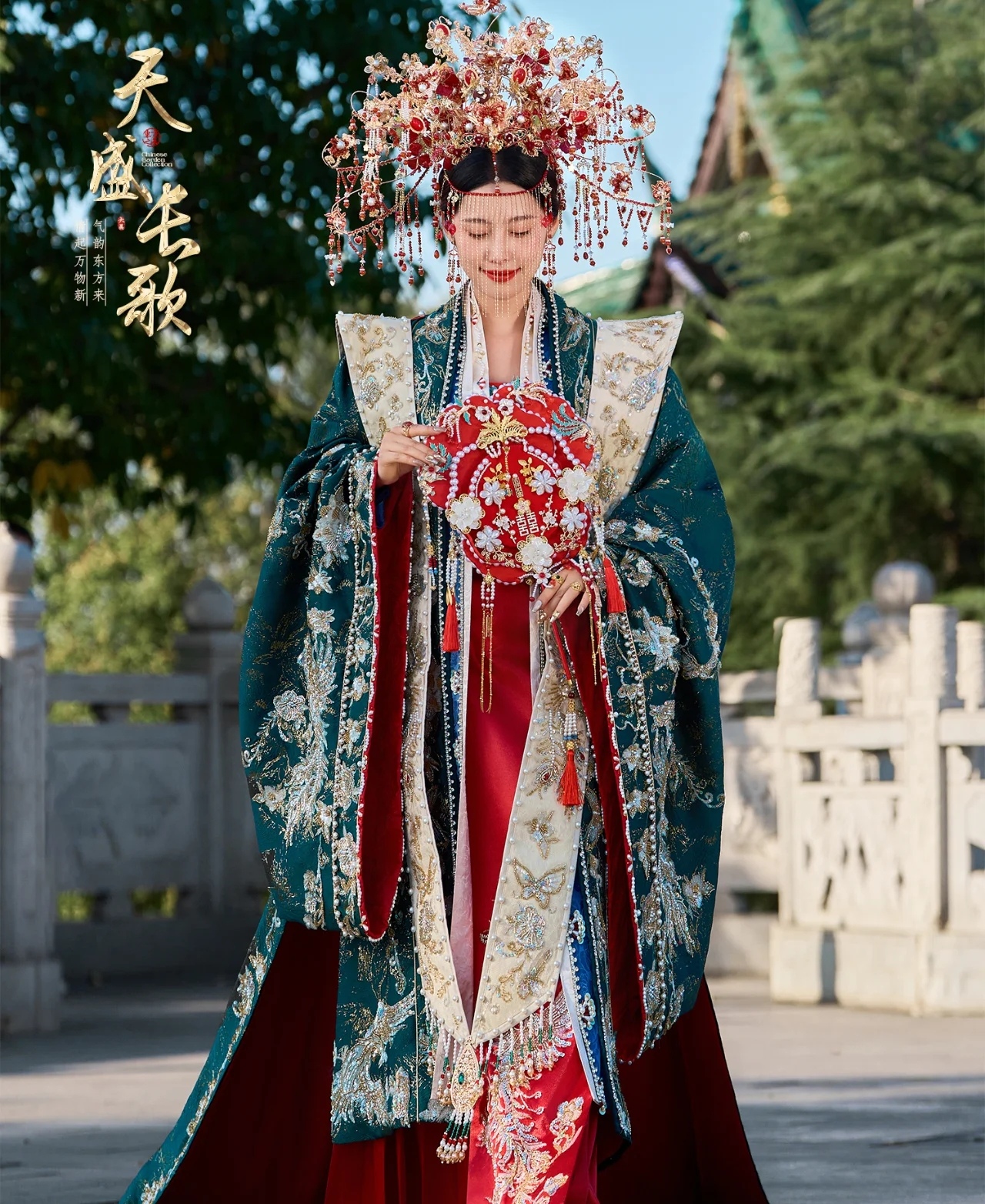 天栏之下,半歌轻扬,万物更新,气韵东方来